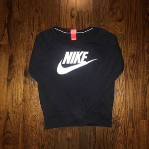Soft Nike Crewneck - Never Worn